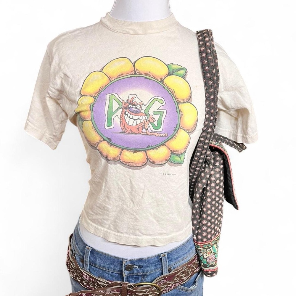 1994 POG in daisy nostalgic graphic baby tee